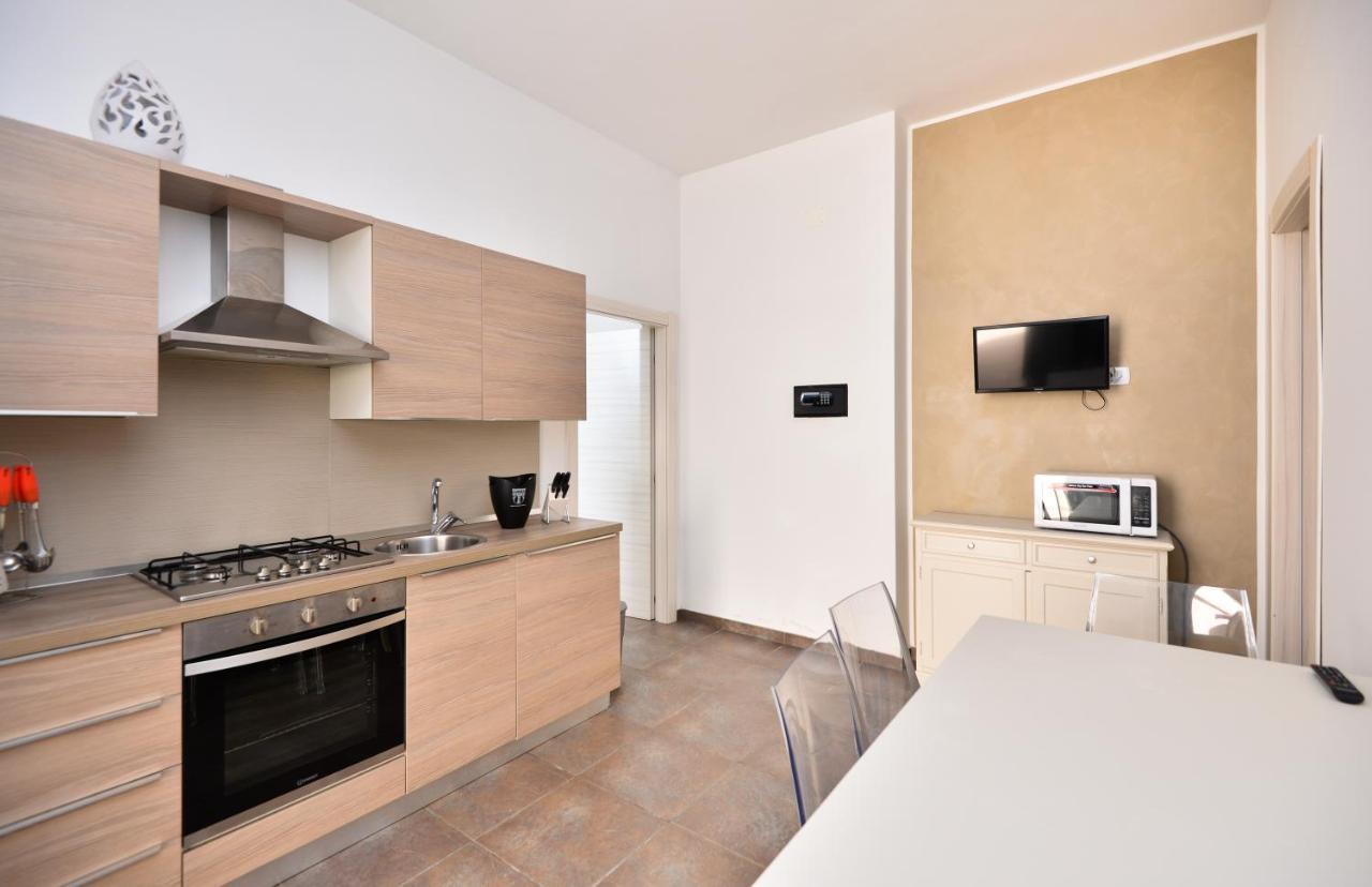 Damavi Suite 2 Torre dell'Orso Exteriör bild