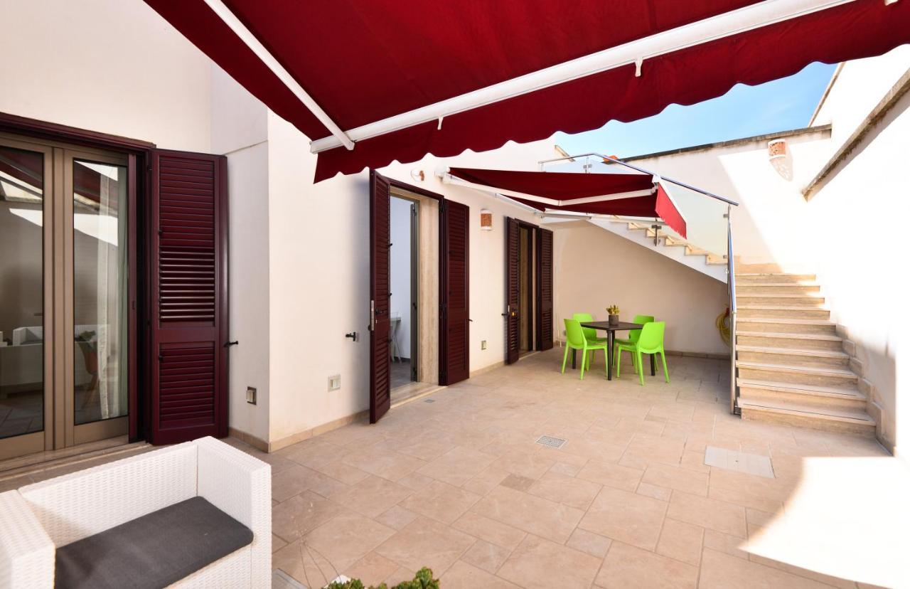 Damavi Suite 2 Torre dell'Orso Exteriör bild