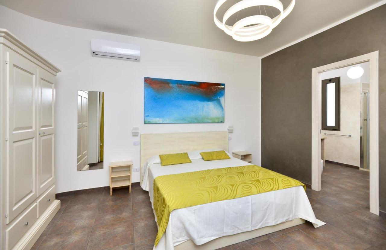 Damavi Suite 2 Torre dell'Orso Exteriör bild